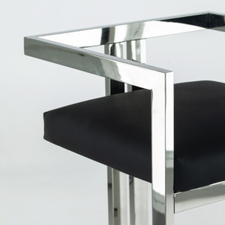 MR001 CHAIR